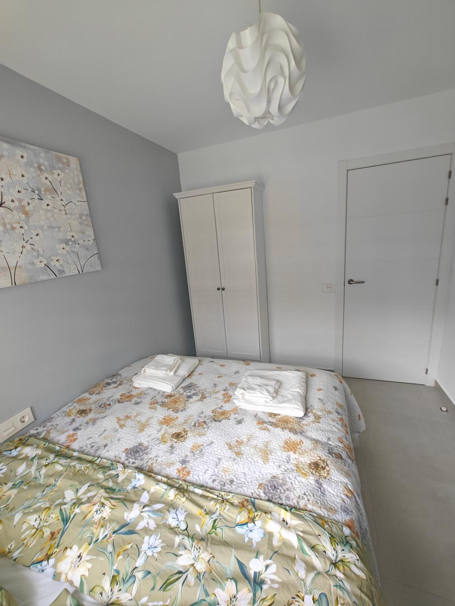 Sun Apartment - 3 Bedrooms, Priv Parking, Pool, Ac, Tv Channels, Fibre Net Los Cristianos (Tenerife) Exterior foto